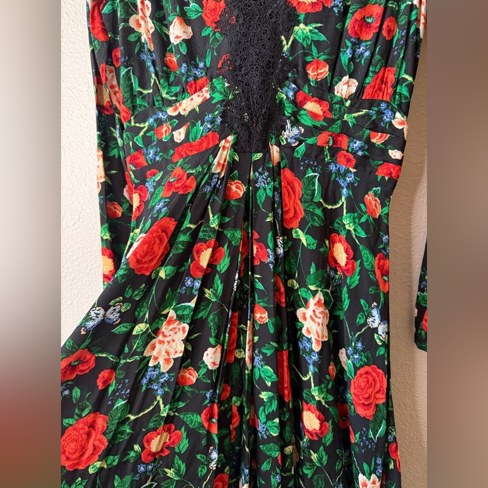 NWOT ANTHROPOLOGIE rose Lace V-Neck Mini long sleeve Dress - Picture 9 of 12